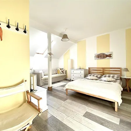 Szary Domek Apartamenty Ustka Exterior photo