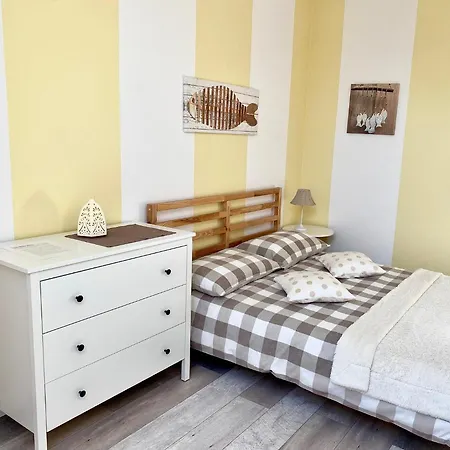 Szary Domek Apartamenty Ustka Exterior photo