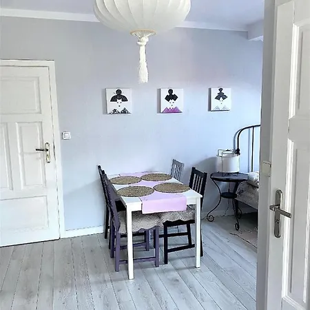 Szary Domek Apartamenty Ustka Exterior photo