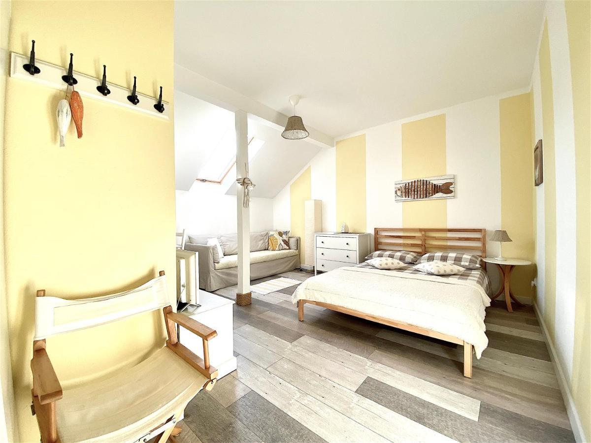 Szary Domek Apartamenty Ustka * Ustka